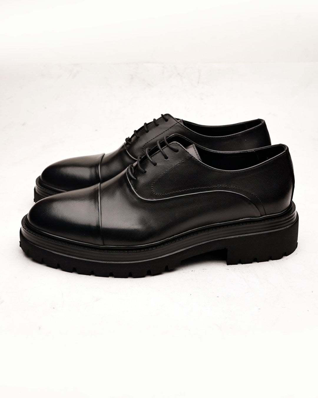 Bağcıklı Siyah Deri Boy Uzatan Klasik Ayakkabı - Görsel 4