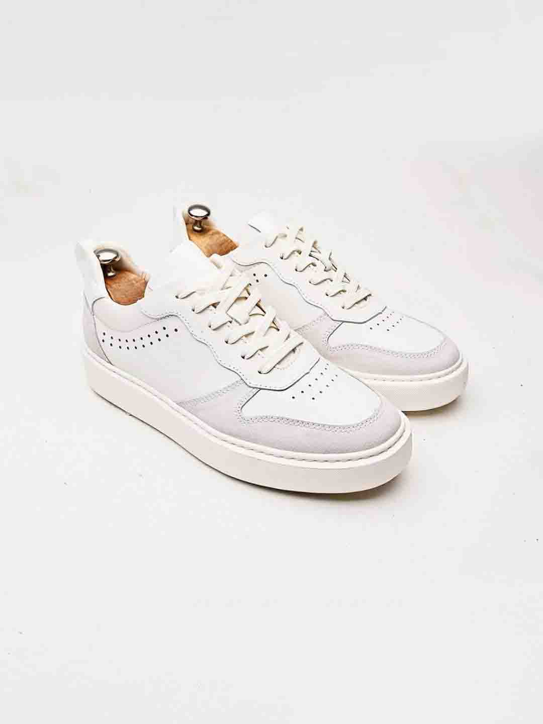 Beyaz Gri Süet Detaylı Hakiki Deri Boy Uzatan Erkek Sneaker